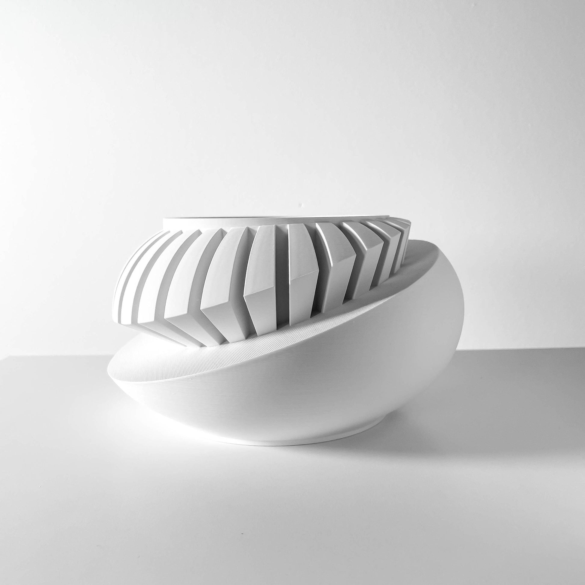 The Luxar - Sleek 3D Printed Planter with Geometric Elegance"
