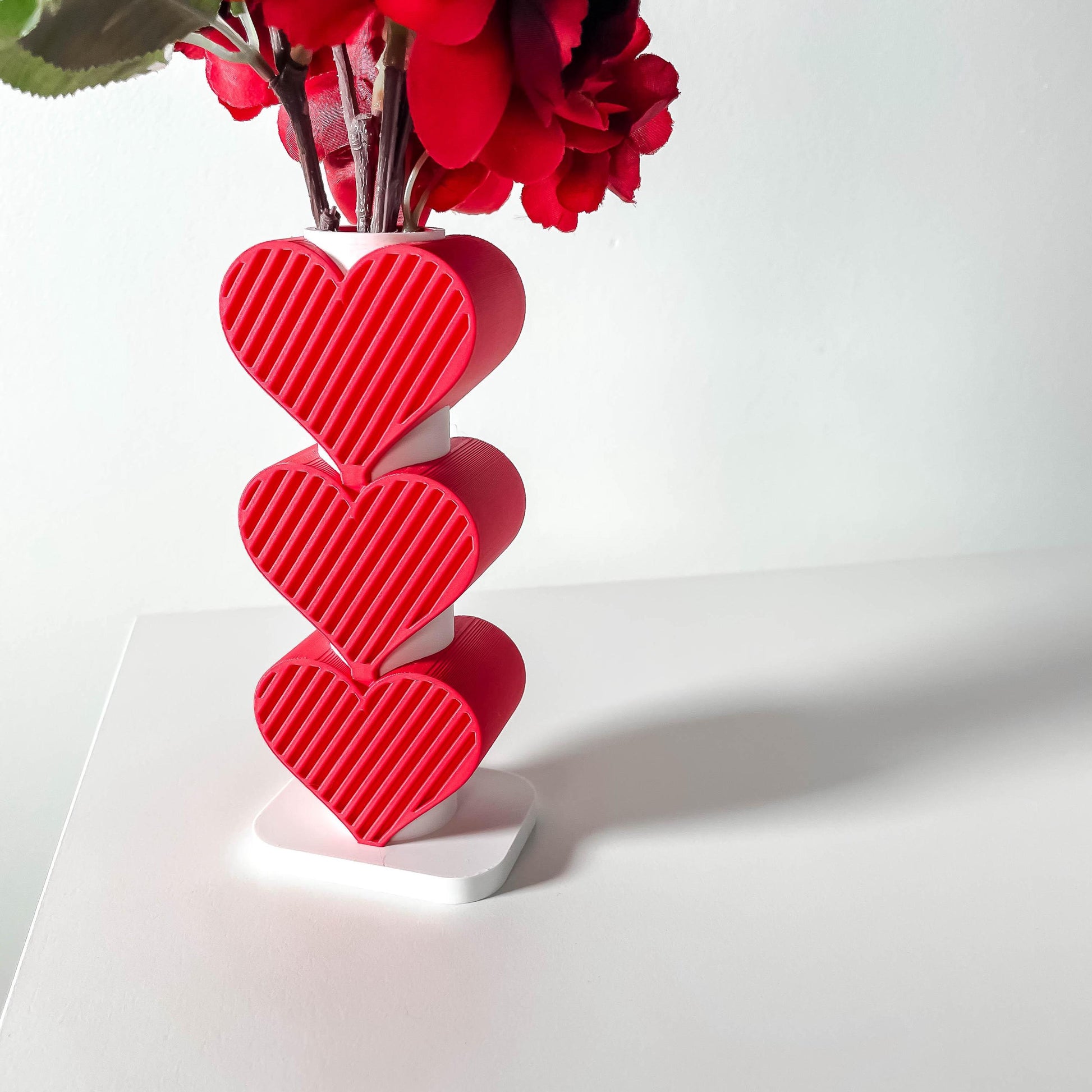 Valentine's Heart Vase - Charming 3D Printed Love-Themed Decor