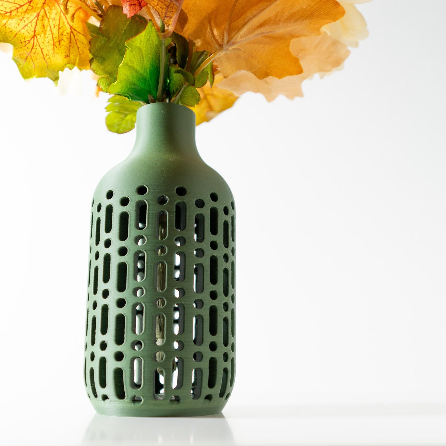 The Rako - Elegant 3D Printed Vase with Contemporary Perforated Design