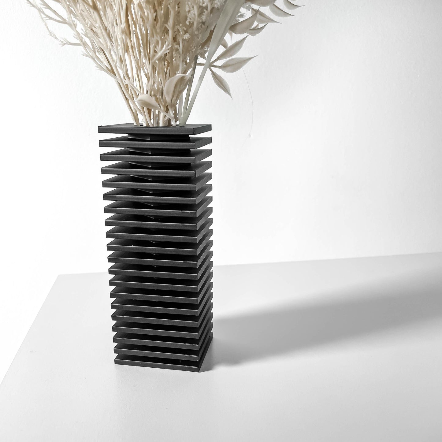 The Nado - Sleek 3D Printed Vase for Modern Home Decor